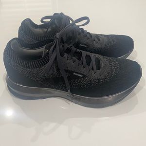 Brooks Levitate 2, size 6.5